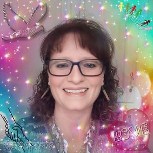 Meet your Posher, Meesha